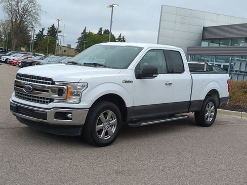 Used 2019 Ford F150 XLT w/ Equipment Group 302A Luxury RWD image 4
