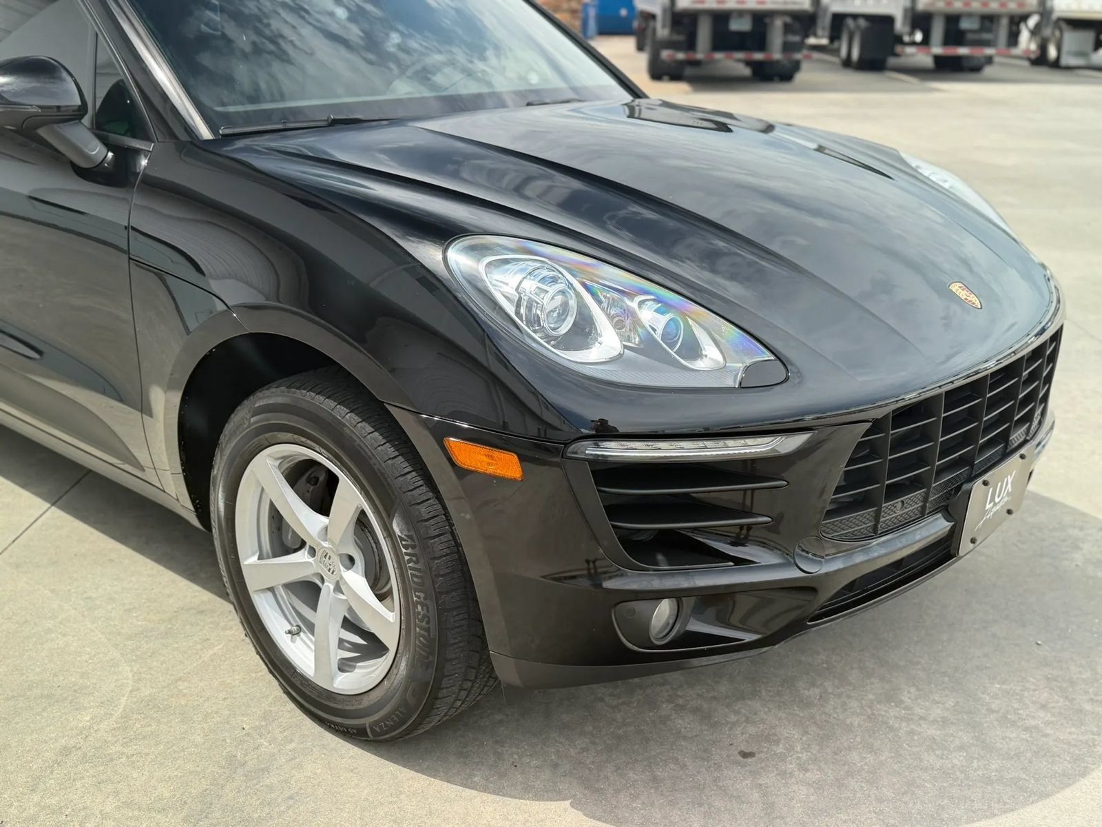 Used 2018 Porsche Macan Sport Edition AWD/4WD image 5