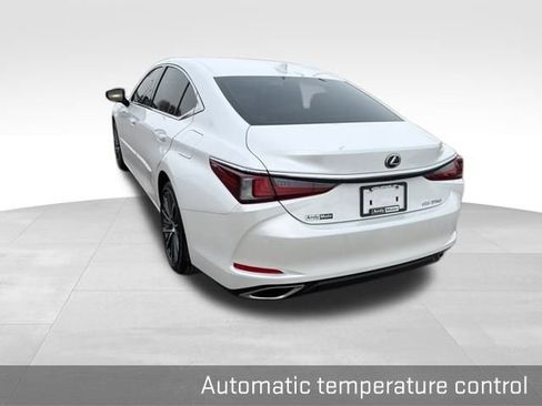 Used 2023 Lexus ES 350 w/ Premium Package image 11
