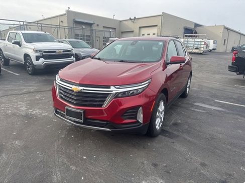 Certified 2023 Chevrolet Equinox LT image 1