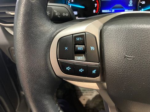 Used 2023 Ford Explorer XLT w/ Equipment Group 202A image 26