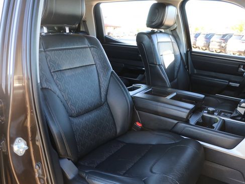 Used 2022 Toyota Tundra Limited AWD/4WD image 35