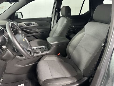 Used 2022 Chevrolet Traverse LT AWD/4WD image 6