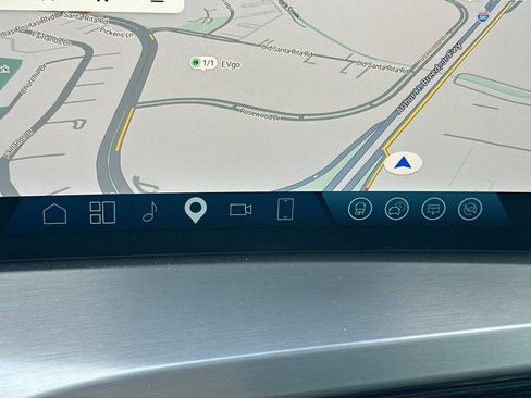 Used 2026 Cadillac Vistiq Sport w/ LPO, Floor Liner Package image 31