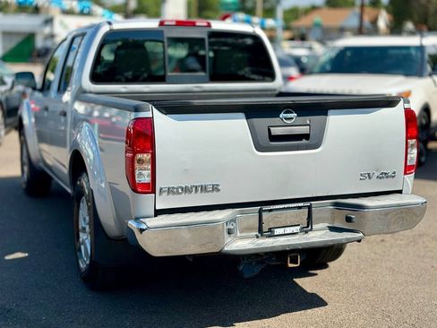 Used 2016 Nissan Frontier SV AWD/4WD image 3