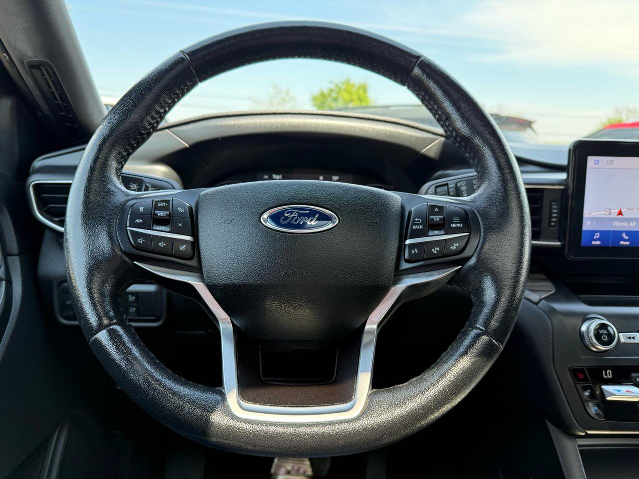Used 2020 Ford Explorer Limited RWD image 24
