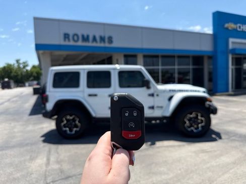 Used 2022 Jeep Wrangler Unlimited Rubicon 4xe w/ Cold Weather Group AWD/4WD image 26
