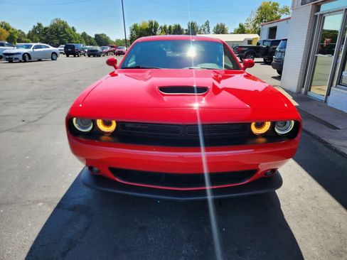 Used 2022 Dodge Challenger GT w/ Blacktop Package image 8