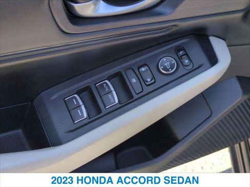 Used 2023 Honda Accord EX image 13