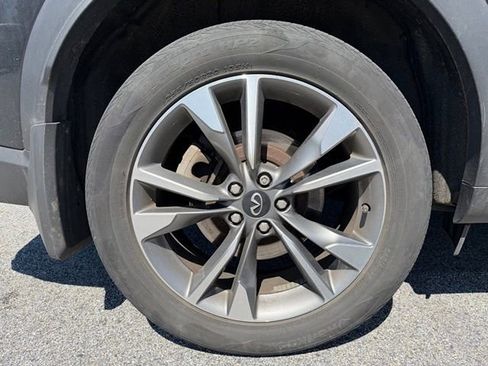 Certified 2023 INFINITI QX60 Luxe w/ Performance Audio Package image 24