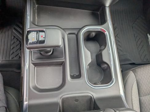 Used 2023 Chevrolet Silverado 1500 LT AWD/4WD image 20