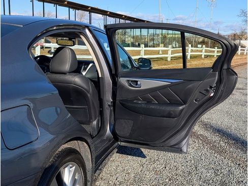 Used 2023 INFINITI Q50 Luxe image 12