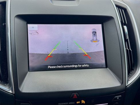 Used 2019 Ford Edge Titanium FWD image 10