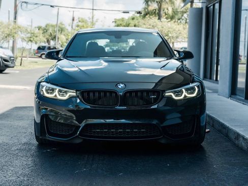 Used 2018 BMW M3 CS RWD image 4