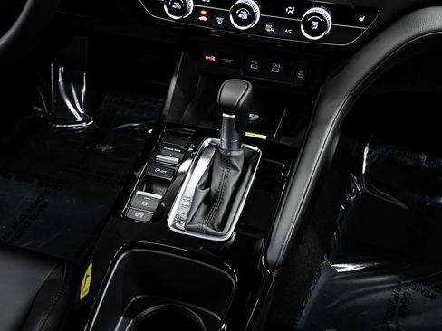 New 2026 Acura Integra FWD image 16