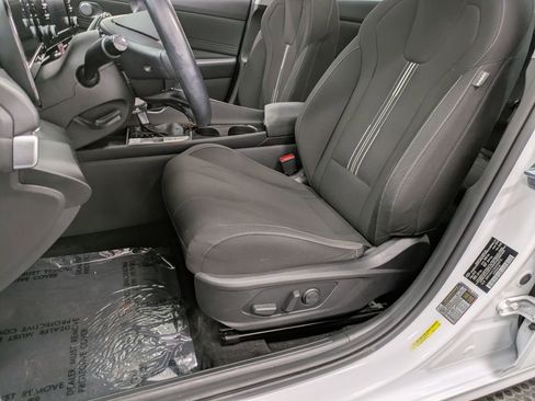 Certified 2021 Hyundai Elantra SEL w/ Convenience + Premium Package FWD image 10