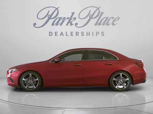 Used 2021 Mercedes-Benz A 220 image 8