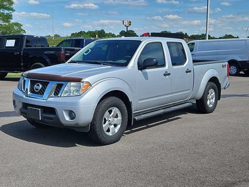Used 2012 Nissan Frontier SV w/ SV Premium Utility Pkg AWD/4WD image 30