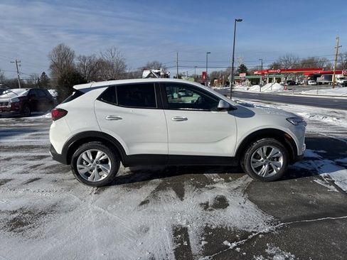 Used 2024 Buick Encore GX Preferred w/ Comfort Package image 6