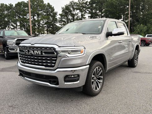 Used 2025 RAM 1500 Limited AWD/4WD image 2