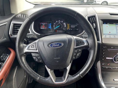 Used 2016 Ford Edge Titanium w/ Equipment Group 302A image 11
