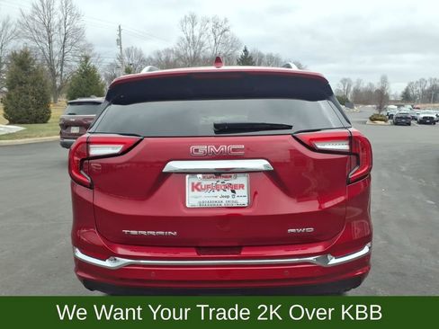 Used 2024 GMC Terrain Denali w/ Denali Premium Package image 5