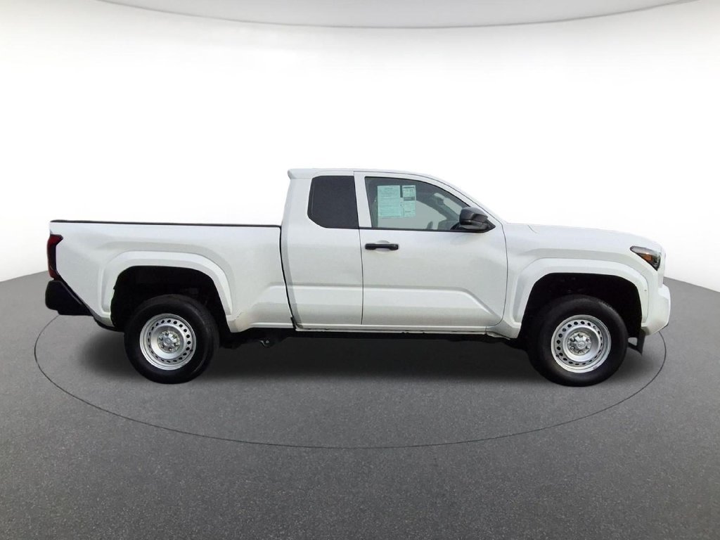 Used 2025 Toyota Tacoma SR RWD image 4