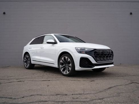 Used 2025 Audi Q8 Premium Plus w/ Premium Plus Package AWD/4WD image 9