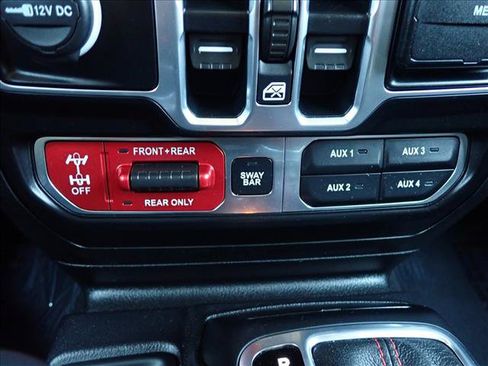 Used 2020 Jeep Wrangler Unlimited Rubicon w/ Quick Order Package 28Y Recon AWD/4WD image 19