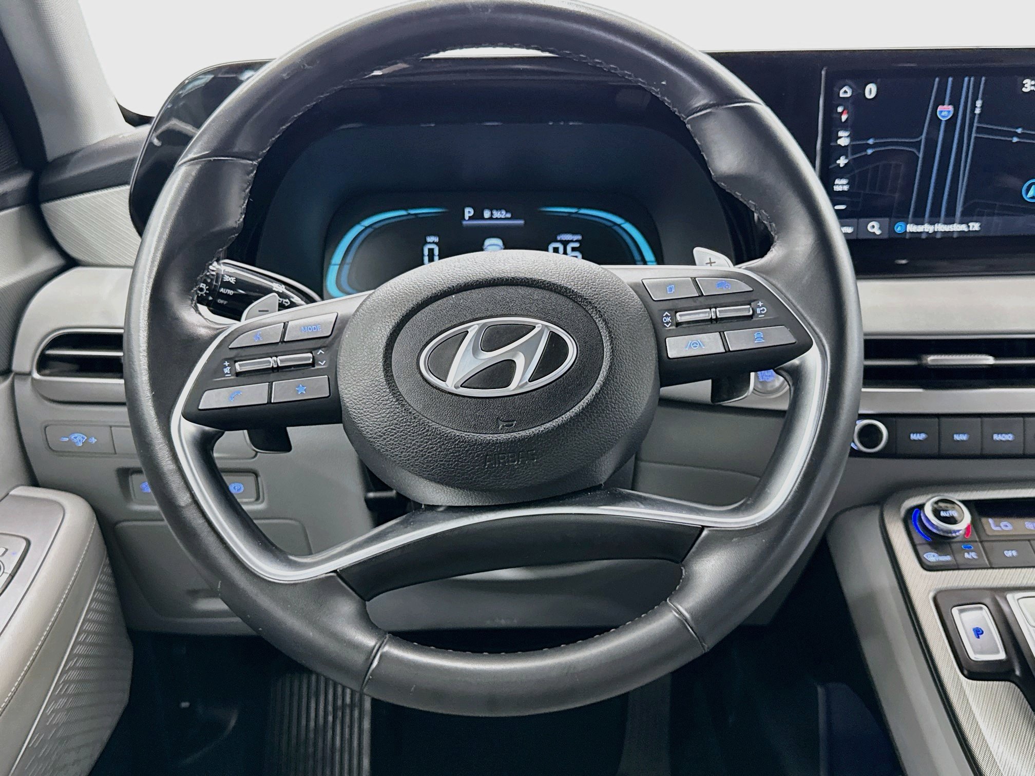 Used 2025 Hyundai Palisade SEL FWD image 18