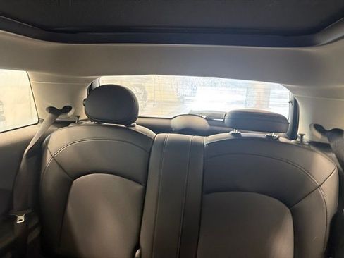 Used 2019 MINI Cooper 2-Door Hardtop FWD image 5
