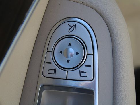 Certified 2020 Mercedes-Benz GLC 300 image 21