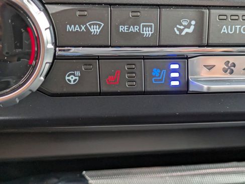 New 2025 Ford F250 Lariat image 22