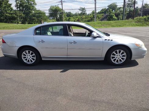 Used 2010 Buick Lucerne CXL w/ Driver Confidence Package FWD image 5