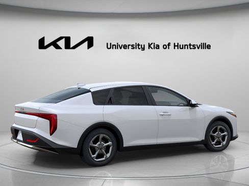 New 2026 Kia K4 FWD image 7