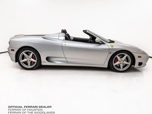 Used 2004 Ferrari 360 Spider RWD image 3
