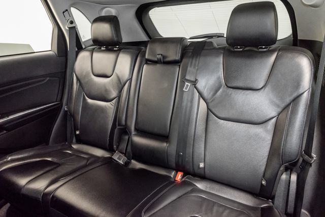 Used 2022 Ford Edge Titanium AWD/4WD image 27