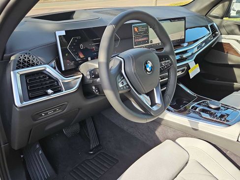 Used 2026 BMW X5 xDrive40i w/ Premium Package AWD/4WD image 10