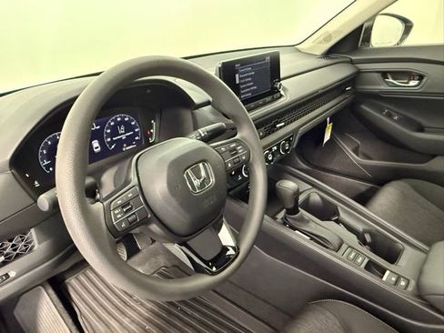 Used 2025 Honda Accord SE image 50