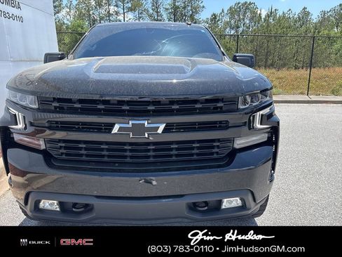 Used 2022 Chevrolet Silverado 1500 RST w/ Z71 Off-Road Package AWD/4WD image 3