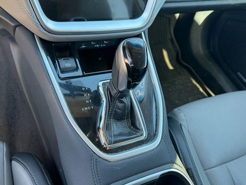 Used 2021 Subaru Outback Limited w/ Popular Package #2 image 10