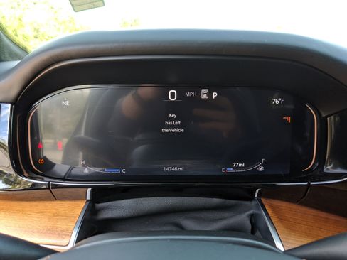 Used 2024 Jeep Grand Wagoneer L Series III image 38