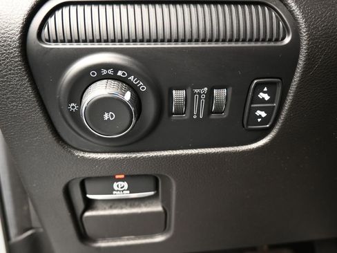 Used 2022 Jeep Wagoneer Series I image 37