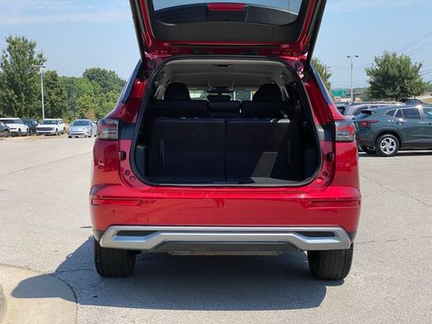 Used 2025 Mitsubishi Outlander SE AWD/4WD image 7