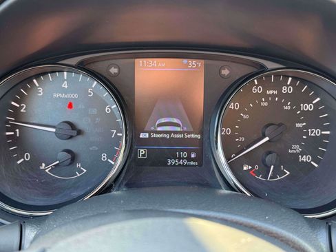 Used 2022 Nissan Rogue Sport SV w/ Technology Package image 24