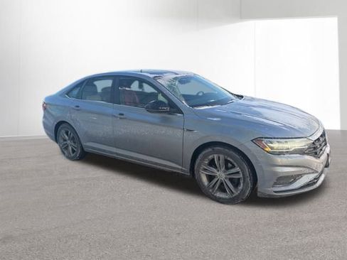 Used 2020 Volkswagen Jetta R-Line w/ R-Line Cold Weather Package image 17