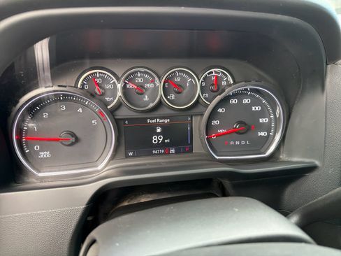 Used 2023 Chevrolet Silverado 2500 LT AWD/4WD image 21