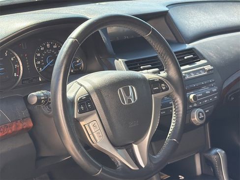 Used 2010 Honda Crosstour EX-L image 6