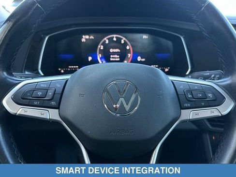 Used 2023 Volkswagen Jetta SE w/ Panoramic Sunroof Package FWD image 24