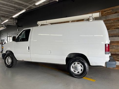 Used 2012 Ford E-250 and Econoline 250 w/ Commercial Cargo Van Pkg RWD image 15
